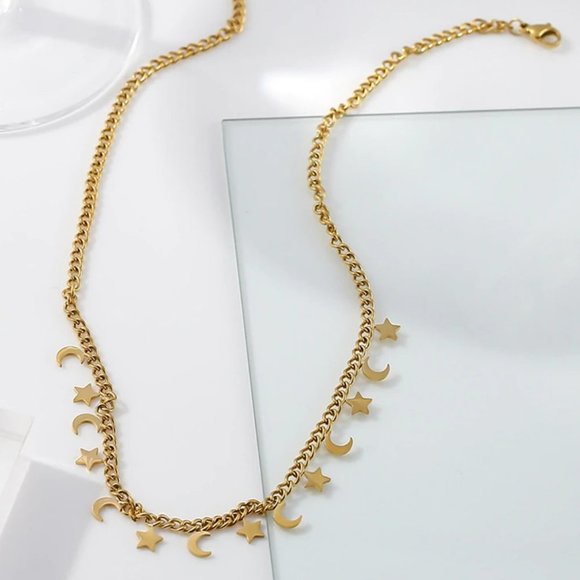 NEW 18K Gold Plated Moon Star Link Chain Necklace - Picture 3 of 4